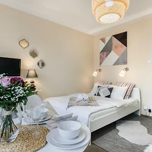 Old Town Apartment