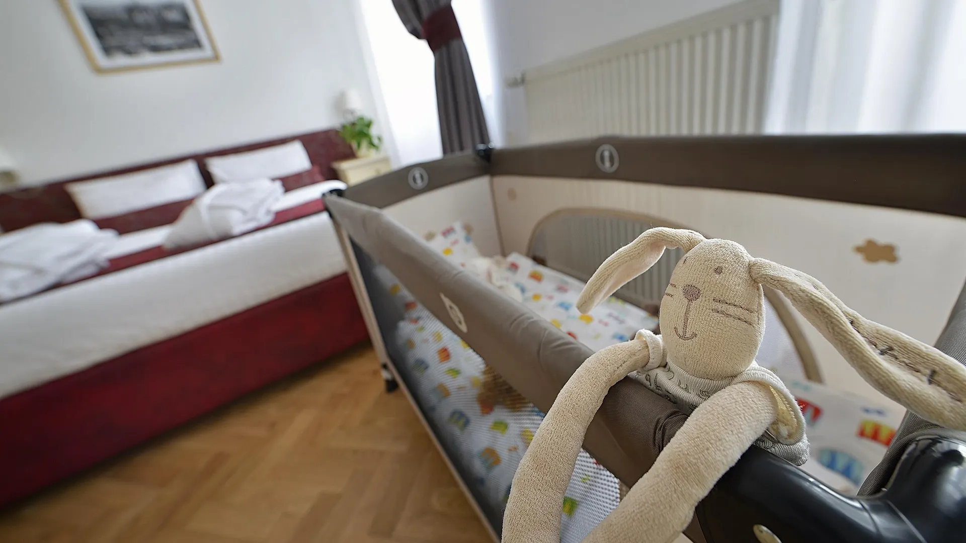 **** Апарт-отель Hotel Suite Home Прага Чехия