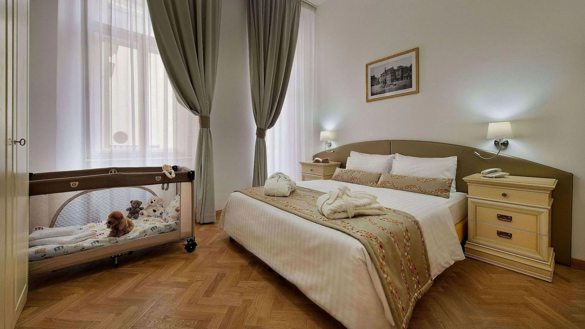 **** Апарт-отель Hotel Suite Home Прага Чехия