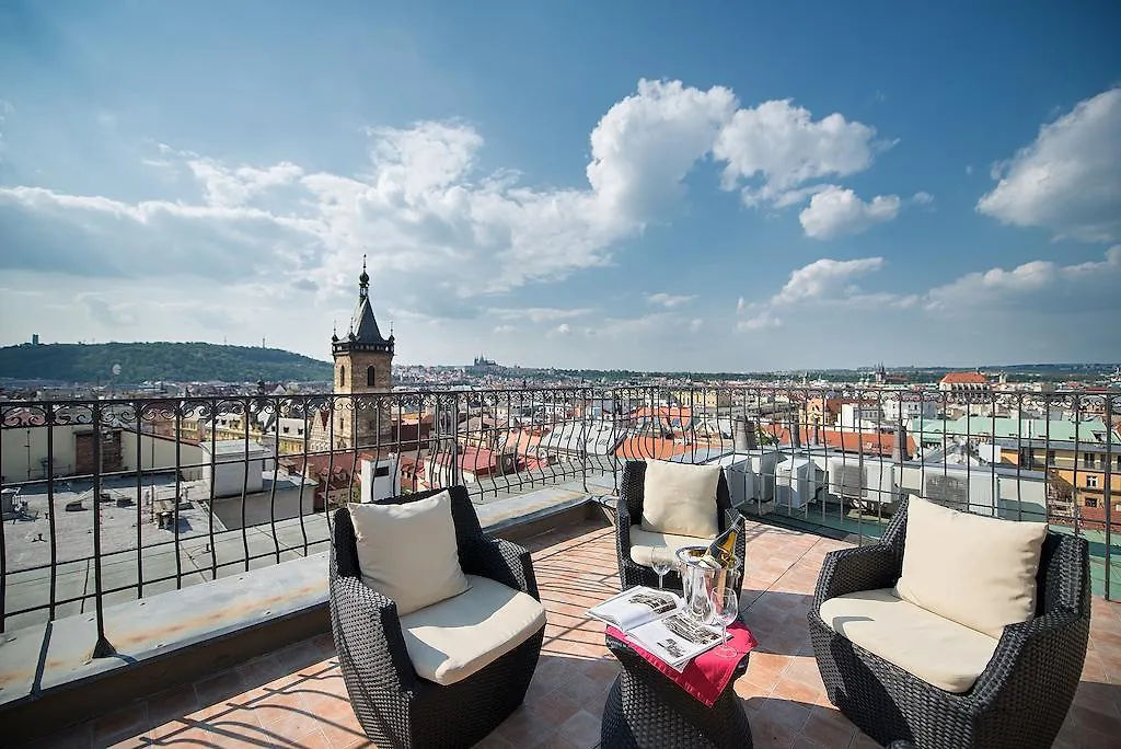 Hotel Suite Home Прага Апарт-отель