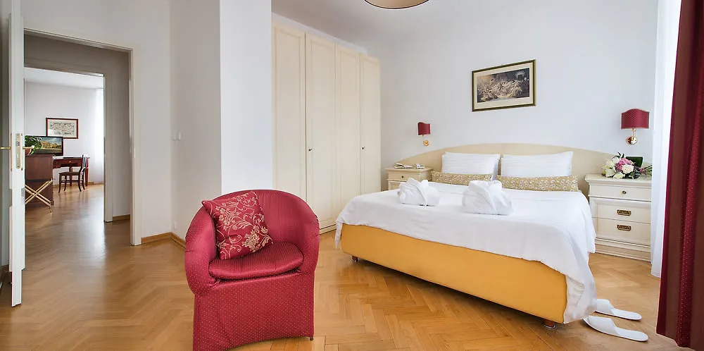 Hotel Suite Home Прага 4*,  Чехия