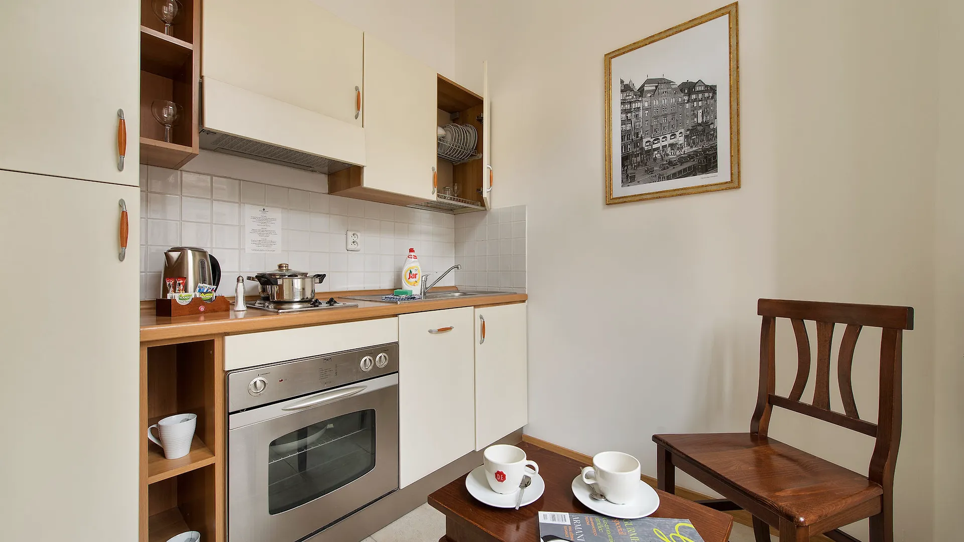 Hotel Suite Home Prague 4*,
